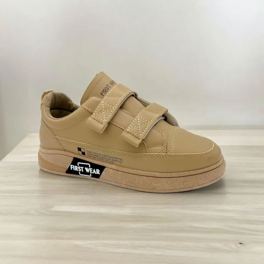 2 Strap sneaker