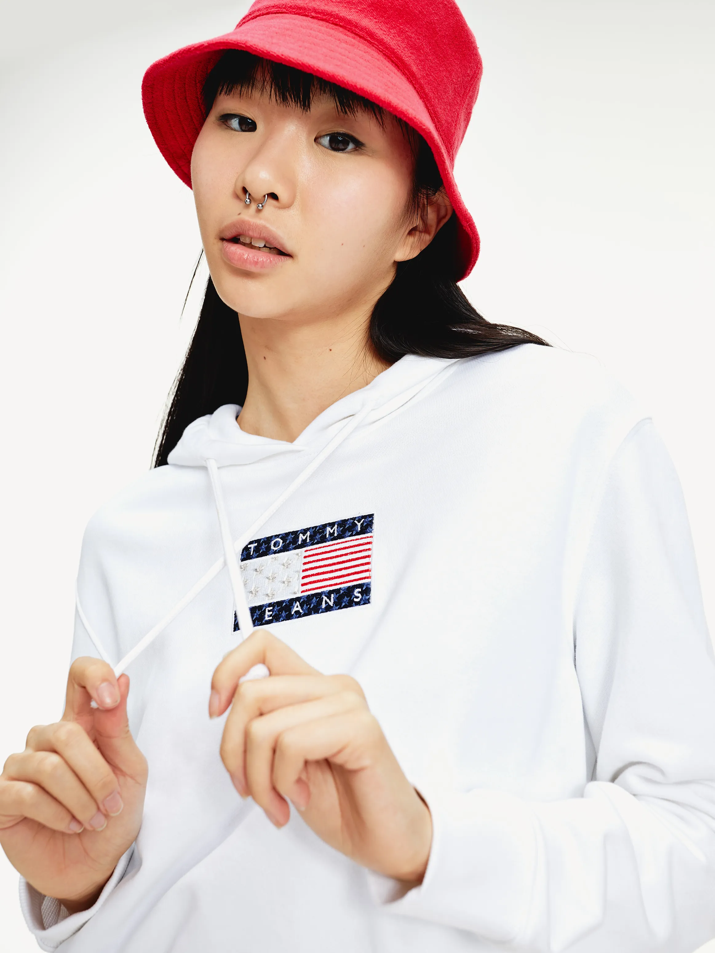 Americana Badge Hoodie | Sweatshirts & Hoodies | Tommy Hilfiger