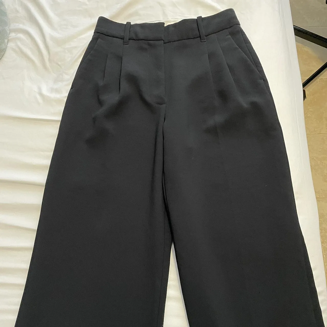 Aritzia Women's Black Trousers