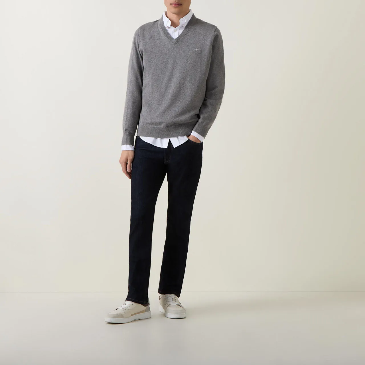 GANT The Sustainable Edit Classic Cotton V-Neck Sweater - Grey