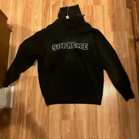 Supreme Men's Black Hoodie