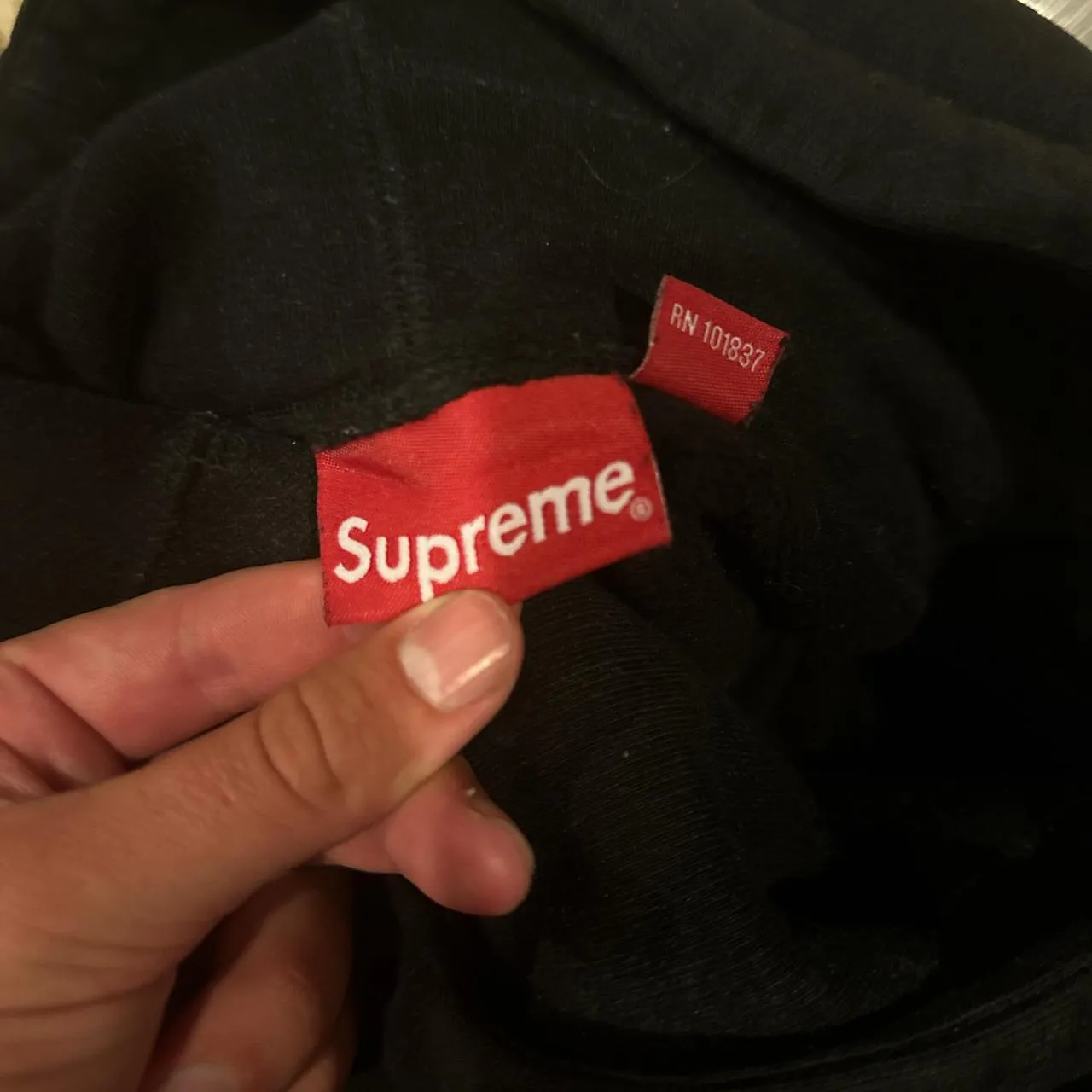 Supreme Men's Black Hoodie