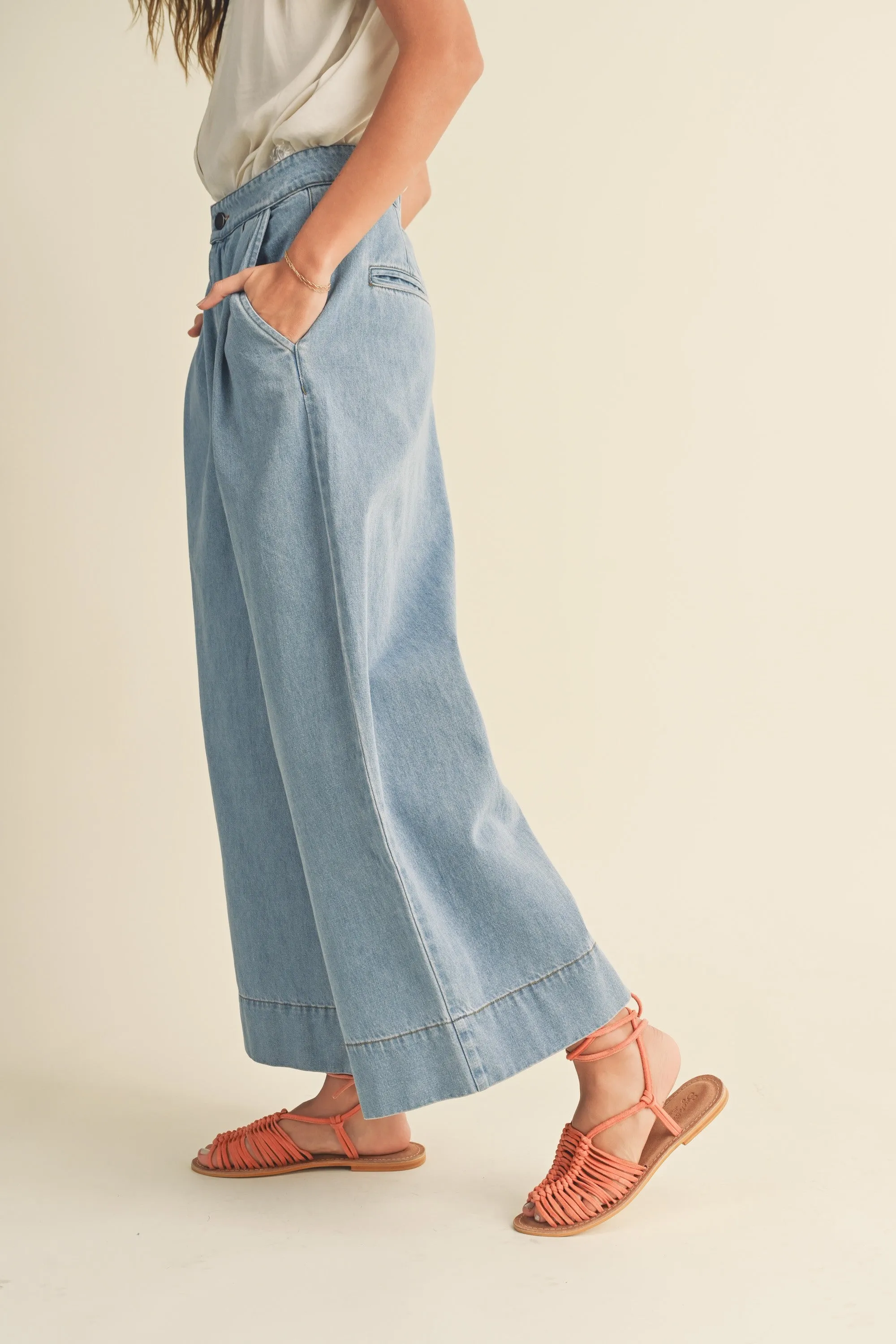 The Marcie Wide Leg Cropped Pant